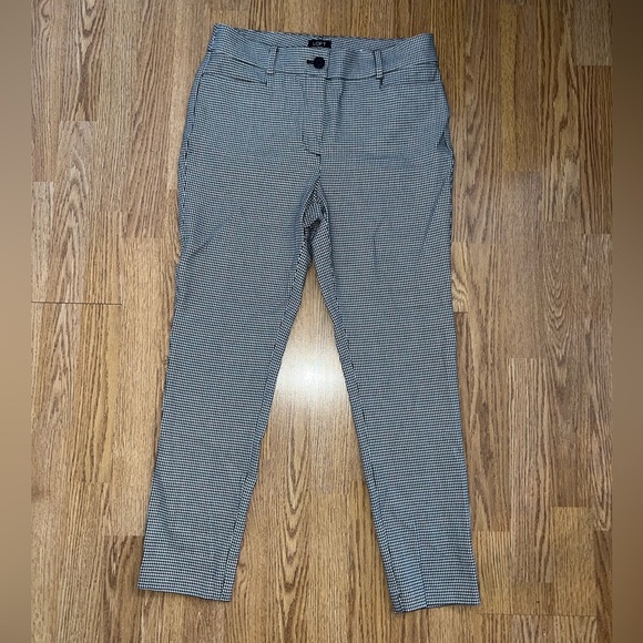 LOFT Pants - Picture 3 of 6